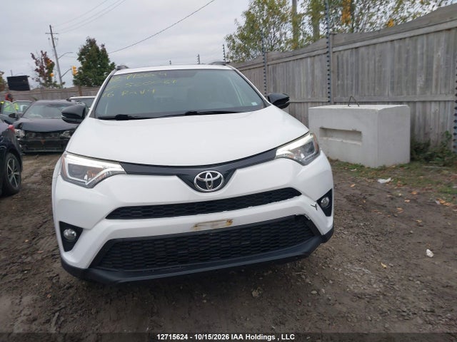 2T3JFREV9GW520067 Toyota RAV4 SE