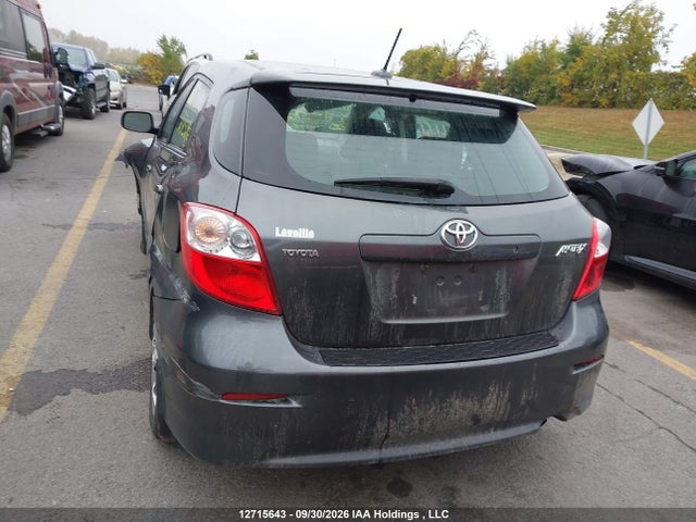 2010 Toyota Matrix Wagon მანქანა იყიდება აუქციონზე, vin: 2T1KU4EE8AC465285, აუქციონის ნომერი: 12715643