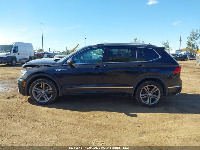 3VV4B7AX8MM056126 Volkswagen Tiguan Highline