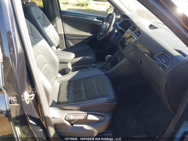 3VV4B7AX8MM056126 Volkswagen Tiguan Highline