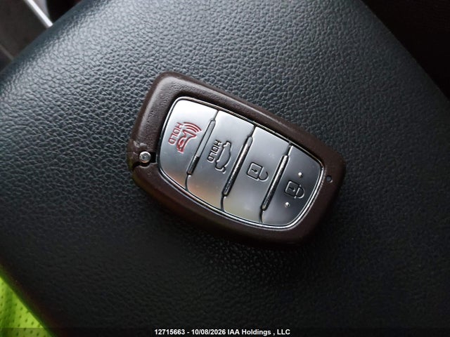 Продажа на аукционе авто 2018 Hyundai Elantra Sel/value/limited, vin: KMHD84LF2JU675050, номер лота: 12715663