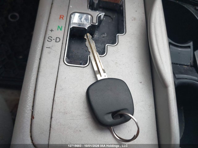 2010 Toyota Camry Le მანქანა იყიდება აუქციონზე, vin: 4T1BF3EK9AU064661, აუქციონის ნომერი: 12715683