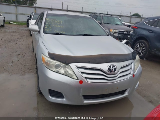 2010 Toyota Camry Le მანქანა იყიდება აუქციონზე, vin: 4T1BF3EK9AU064661, აუქციონის ნომერი: 12715683