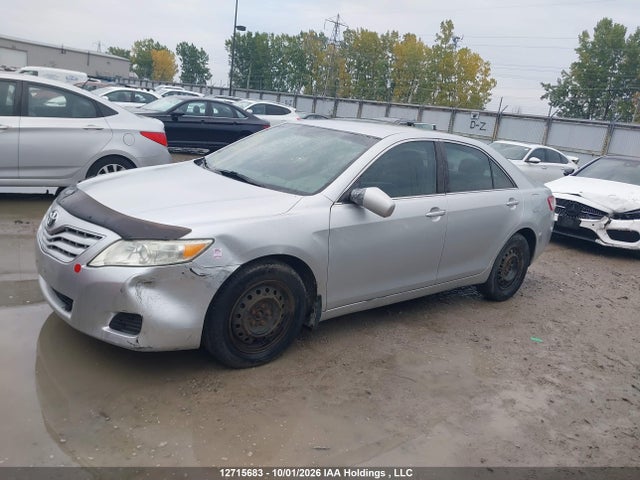 2010 Toyota Camry Le მანქანა იყიდება აუქციონზე, vin: 4T1BF3EK9AU064661, აუქციონის ნომერი: 12715683