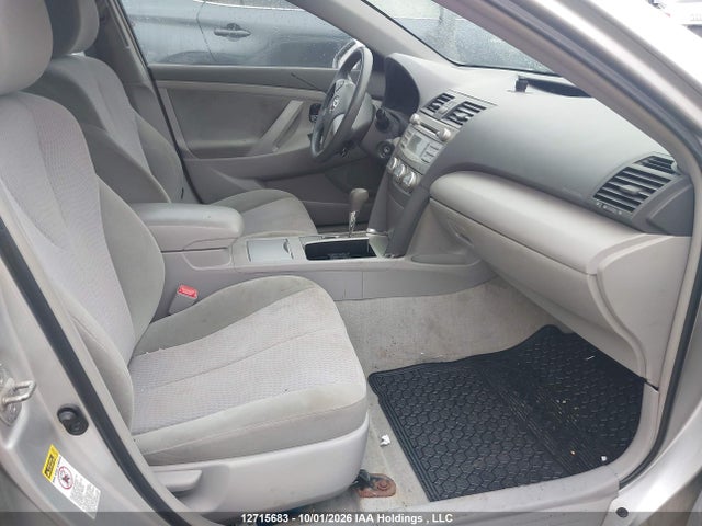 2010 Toyota Camry Le მანქანა იყიდება აუქციონზე, vin: 4T1BF3EK9AU064661, აუქციონის ნომერი: 12715683