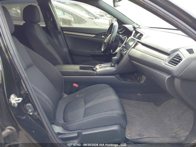 12715703 :رقم المزاد ، SHHFK7H34KU303300 vin ، 2019 Honda Civic Hatchback مزاد بيع