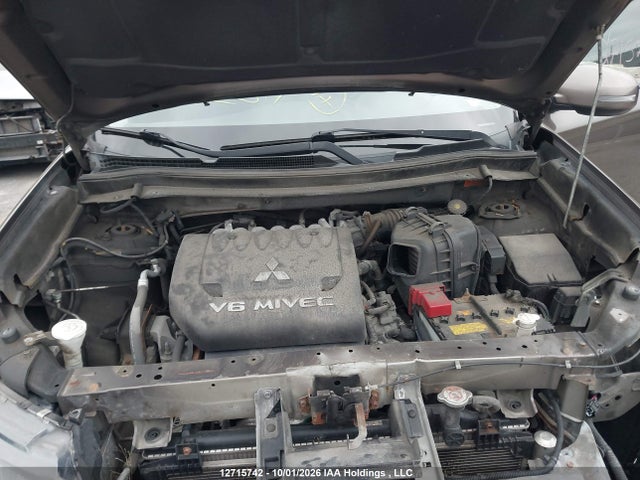 12715742 :رقم المزاد ، JA4JZ3AX1GZ602817 vin ، 2016 Mitsubishi Outlander Se مزاد بيع