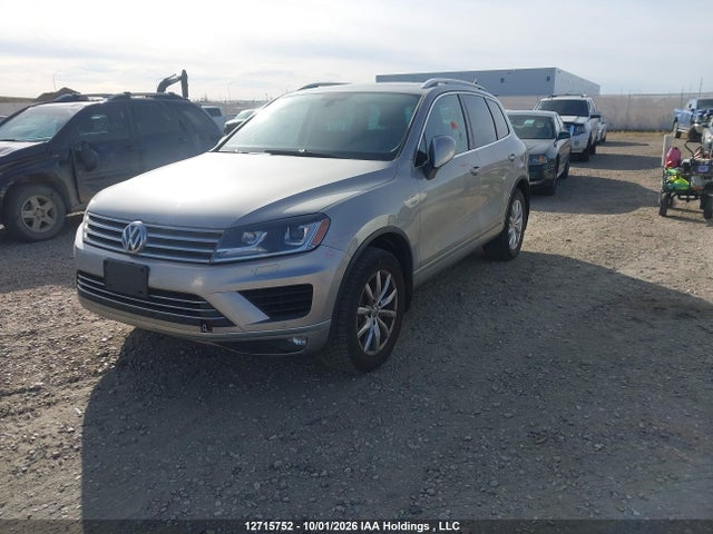 Продажа на аукционе авто 2015 Volkswagen Touareg 3.6l Comfortline/3.6l Execline/3.6l Highline/3.6l Sportline, vin: WVGEF9BP4FD003550, номер лота: 12715752