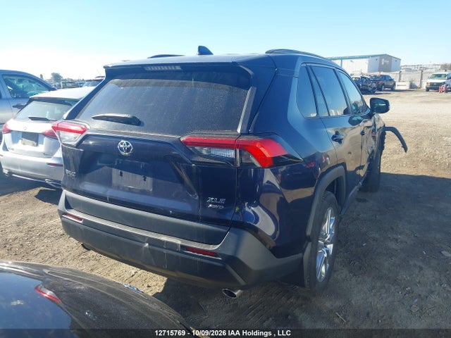 Продажа на аукционе авто 2021 Toyota Rav4, vin: 2T3R1RFV9MC154477, номер лота: 12715769