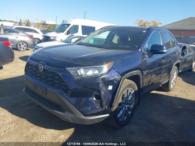 Продажа на аукционе авто 2021 Toyota Rav4, vin: 2T3R1RFV9MC154477, номер лота: 12715769