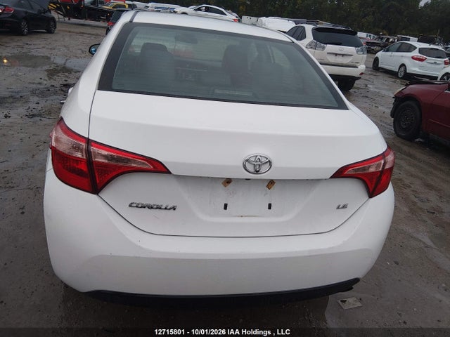 12715801 :رقم المزاد ، 2T1BURHE5JC119686 vin ، 2018 Toyota Corolla Le مزاد بيع