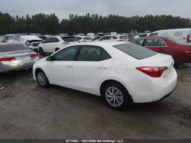 12715801 :رقم المزاد ، 2T1BURHE5JC119686 vin ، 2018 Toyota Corolla Le مزاد بيع