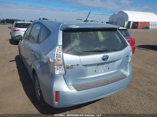 Toyota PRIUS V 2014 JTDZN3EUXEJ002930 Image 3
