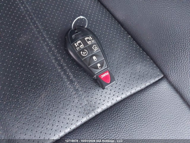 Продажа на аукционе авто 2014 Chrysler Town & Country Touring-l, vin: 2C4RC1CG1ER118679, номер лота: 12715878