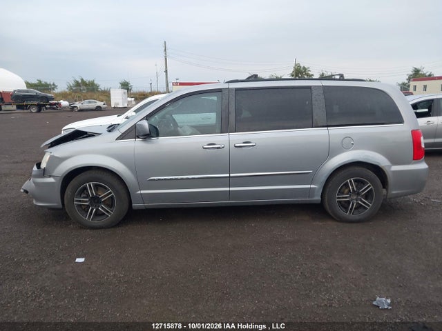 Продажа на аукционе авто 2014 Chrysler Town & Country Touring-l, vin: 2C4RC1CG1ER118679, номер лота: 12715878