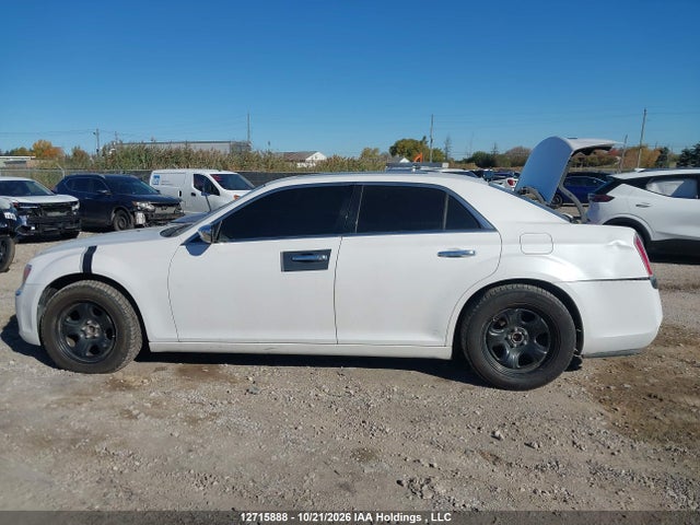 Продажа на аукционе авто 2011 Chrysler 300c, vin: 2C3CA6CT3BH573657, номер лота: 12715888
