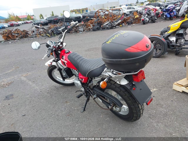 JS1NH43A6J2100789 Suzuki Rv200