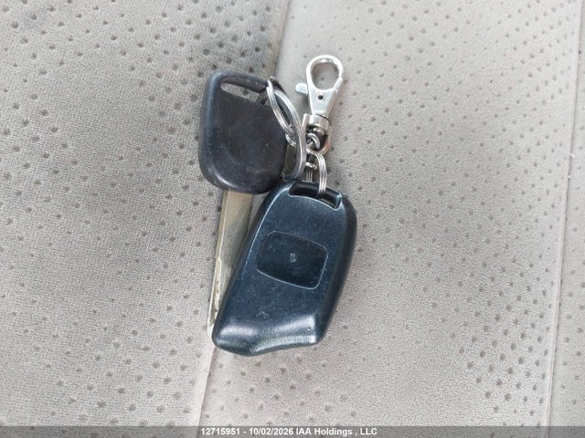 12715951 :رقم المزاد ، 5FNRL38257B501788 vin ، 2007 Honda Odyssey Lx مزاد بيع