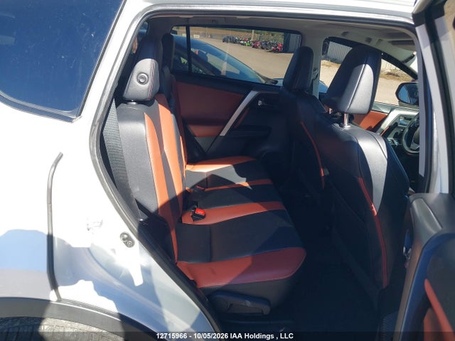 12715966 :رقم المزاد ، 2T3DFREV0FW242364 vin ، 2015 Toyota Rav4 مزاد بيع