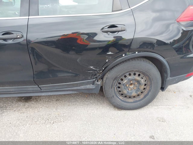 Nissan ROGUE S/SV 2017 5N1AT2MT3HC740515 Image 6
