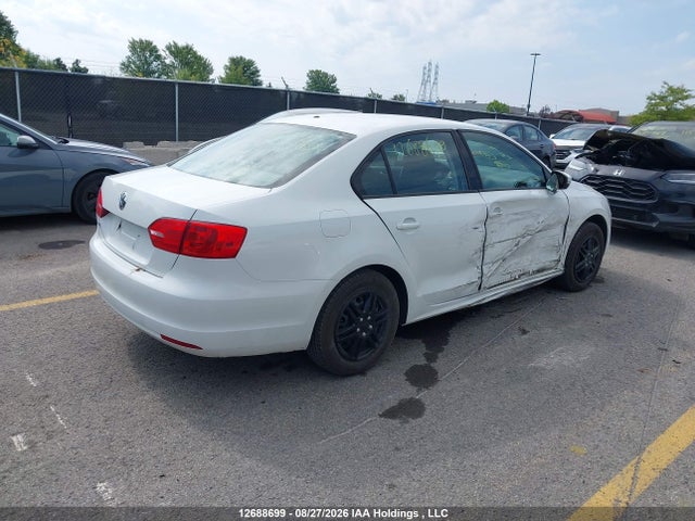 3VW2K7AJ9EM280425 Volkswagen Jetta 2.0l Trendline+
