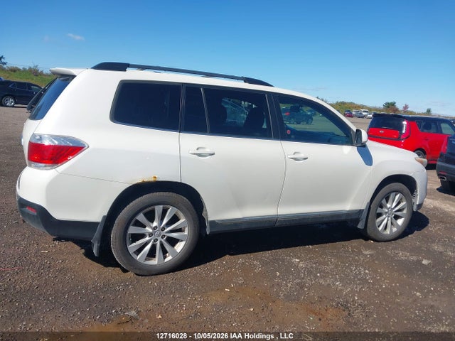 Aukcja sprzedaży 2013 Toyota Highlander V6, vin: 5TDBK3EH9DS266817, numer aukcji: 12716028