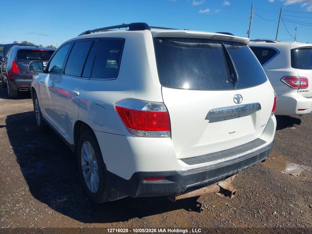 Aukcja sprzedaży 2013 Toyota Highlander V6, vin: 5TDBK3EH9DS266817, numer aukcji: 12716028