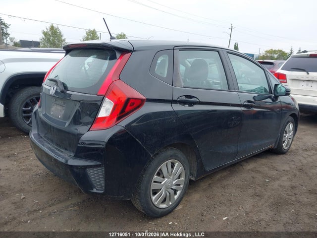 2015 Honda Fit Lx მანქანა იყიდება აუქციონზე, vin: 3HGGK5H59FM102734, აუქციონის ნომერი: 12716051