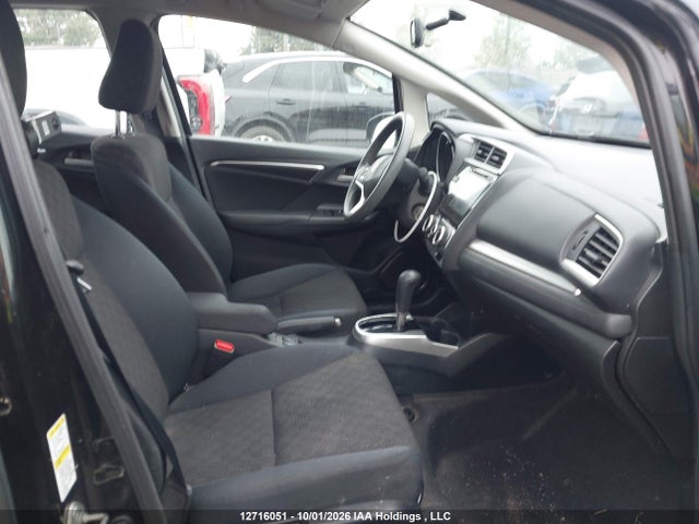 2015 Honda Fit Lx მანქანა იყიდება აუქციონზე, vin: 3HGGK5H59FM102734, აუქციონის ნომერი: 12716051