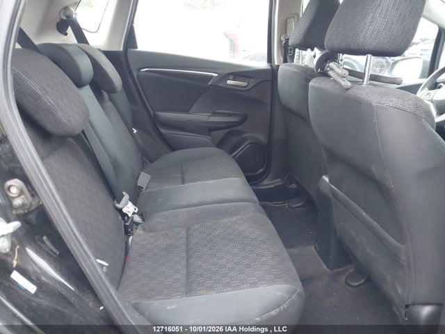 2015 Honda Fit Lx მანქანა იყიდება აუქციონზე, vin: 3HGGK5H59FM102734, აუქციონის ნომერი: 12716051