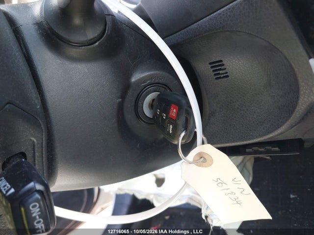 2T1BURHE0GC561834 Toyota COROLLA LE