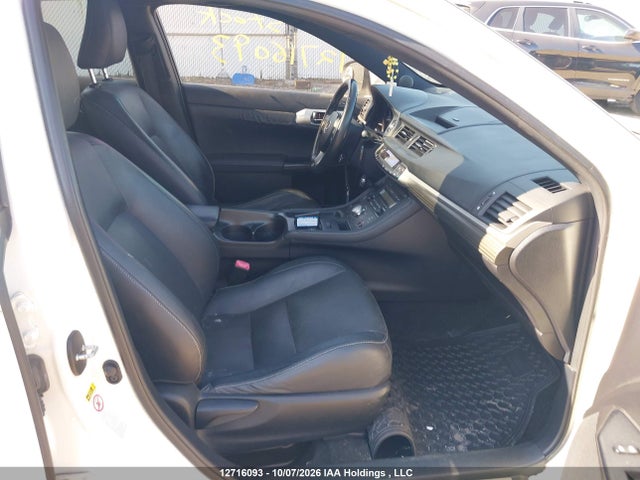 2012 Lexus Ct 200 მანქანა იყიდება აუქციონზე, vin: JTHKD5BH2C2088246, აუქციონის ნომერი: 12716093