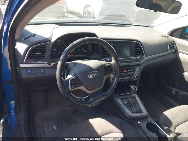 12716104 :رقم المزاد ، KMHD84LFXJU524196 vin ، 2018 Hyundai Elantra Gl Se مزاد بيع