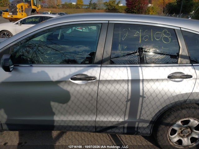 2HKRM4H32GH114435 Honda CR-V LX