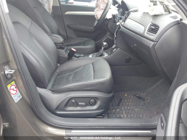 12716117 :رقم المزاد ، WA1GFEFSXFR007975 vin ، 2015 Audi Q3 2.0t Technik مزاد بيع
