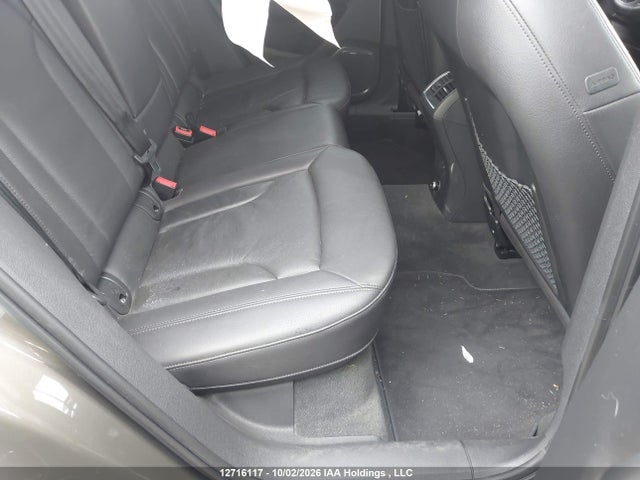 12716117 :رقم المزاد ، WA1GFEFSXFR007975 vin ، 2015 Audi Q3 2.0t Technik مزاد بيع