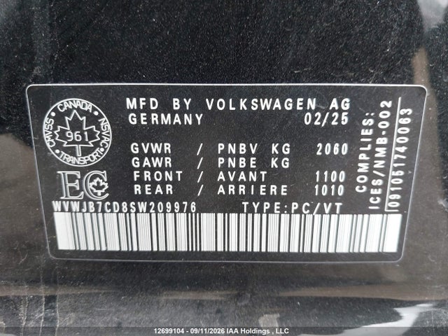Volkswagen Golf R 2025 WVWJB7CD8SW209976 Image 9
