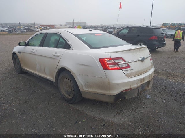 Ford Taurus Limited 2018 1FAHP2J83JG124390 Image 3