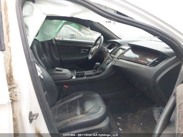 Ford Taurus Limited 2018 1FAHP2J83JG124390 Image 5