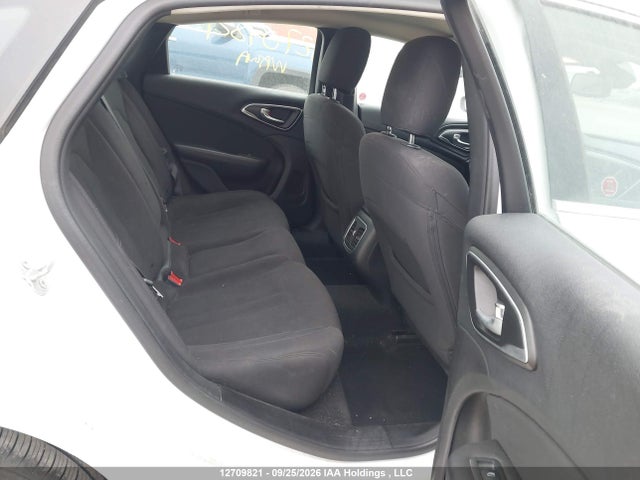 Продаж на аукціоні авто 2015 Chrysler 200 Limited, vin: 1C3CCCAB2FN644671, номер лоту: 12709821