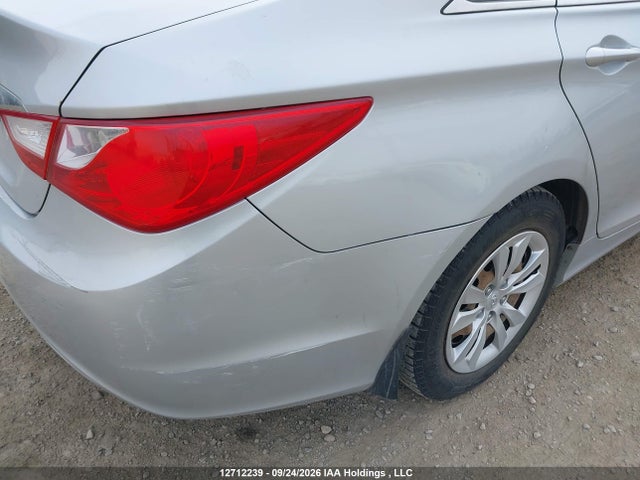 Продажа на аукционе авто 2013 Hyundai Sonata Gl, vin: 5NPEB4AC4DH610749, номер лота: 12712239