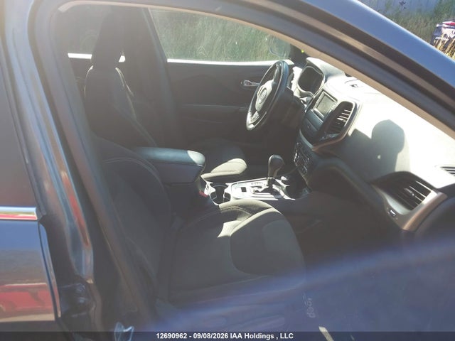 Продаж на аукціоні авто 2016 Jeep Cherokee North, vin: 1C4PJMCB2GW100950, номер лоту: 12690962