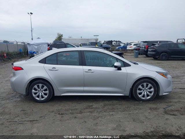 5YFB4MDE3PP049672 Toyota COROLLA LE