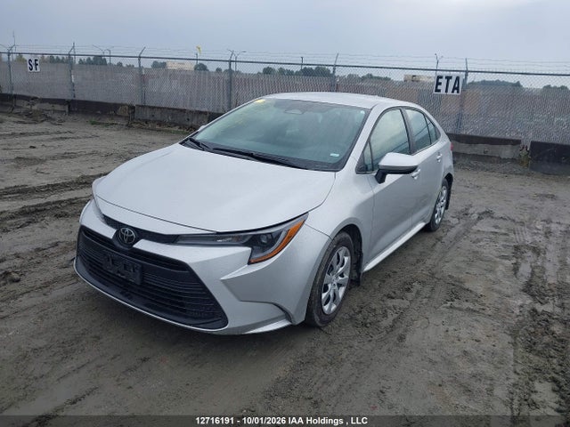 5YFB4MDE3PP049672 Toyota COROLLA LE