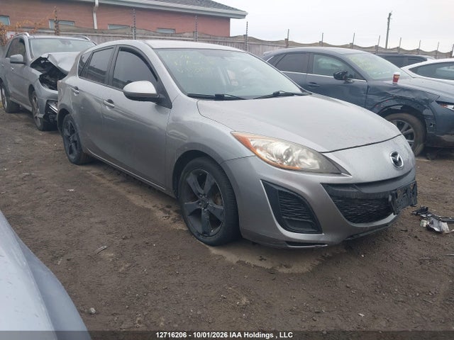 12716206 :رقم المزاد ، JM1BL1KF1B1450194 vin ، 2011 Mazda Mazda3 Gx مزاد بيع
