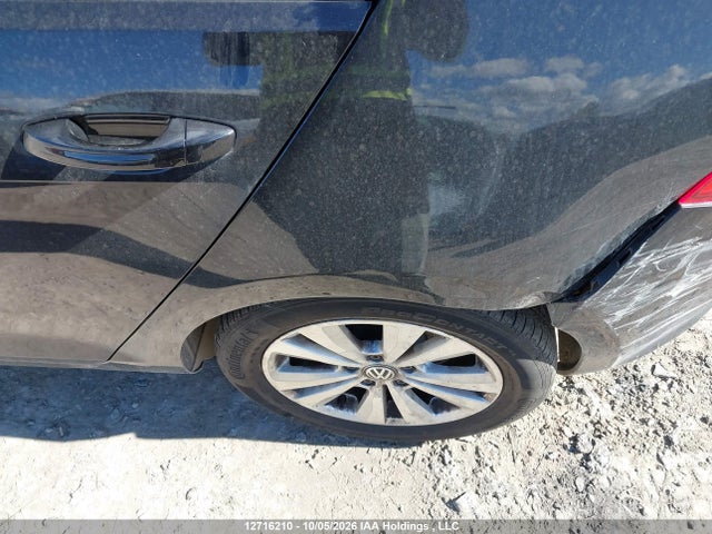 Продажа на аукционе авто 2015 Volkswagen Golf, vin: 3VW117AU3FM074723, номер лота: 12716210