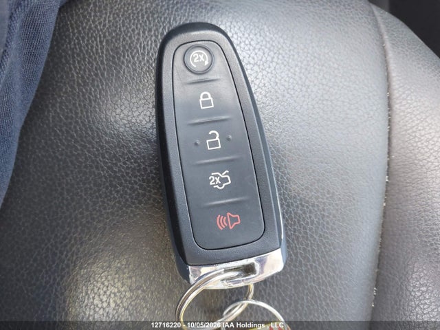 Ford Escape Titanium 2015 1FMCU9J93FUA70964 Image 11