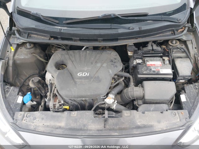 12716229 :رقم المزاد ، KMHCT4AE2GU001512 vin ، 2016 Hyundai Accent Se مزاد بيع