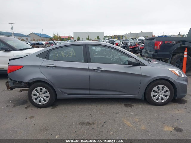 12716229 :رقم المزاد ، KMHCT4AE2GU001512 vin ، 2016 Hyundai Accent Se مزاد بيع