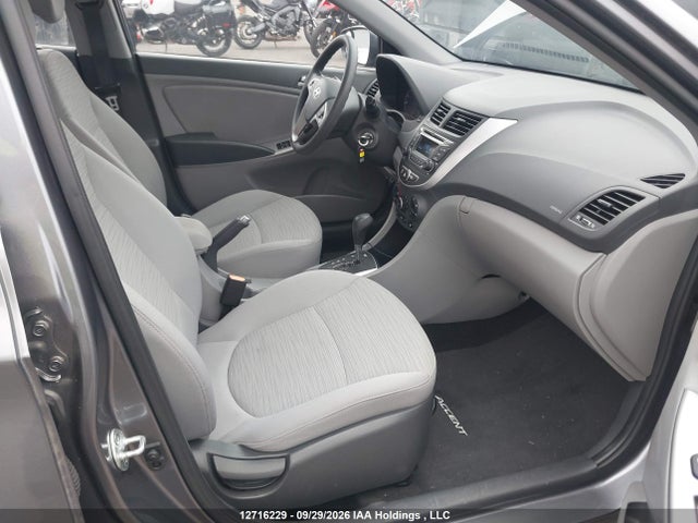 12716229 :رقم المزاد ، KMHCT4AE2GU001512 vin ، 2016 Hyundai Accent Se مزاد بيع